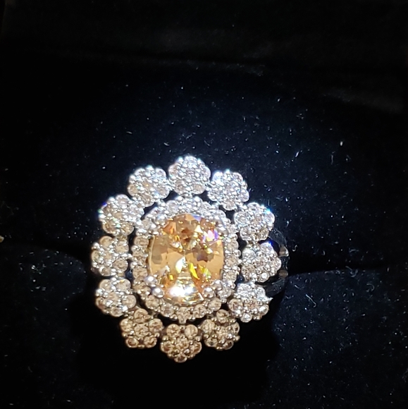 NWT Morganite & CZ cocktail ring Size 10 GORGEOUS 925 - Picture 1 of 3
